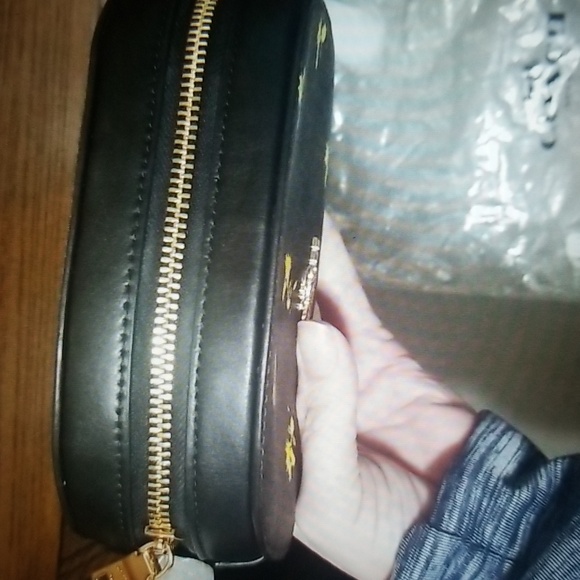 COACH PEANUTS COLLECTION WOODSTOCK MINI SERENA CROSSBODY SIGNATURE CANVAS - Picture 16 of 17